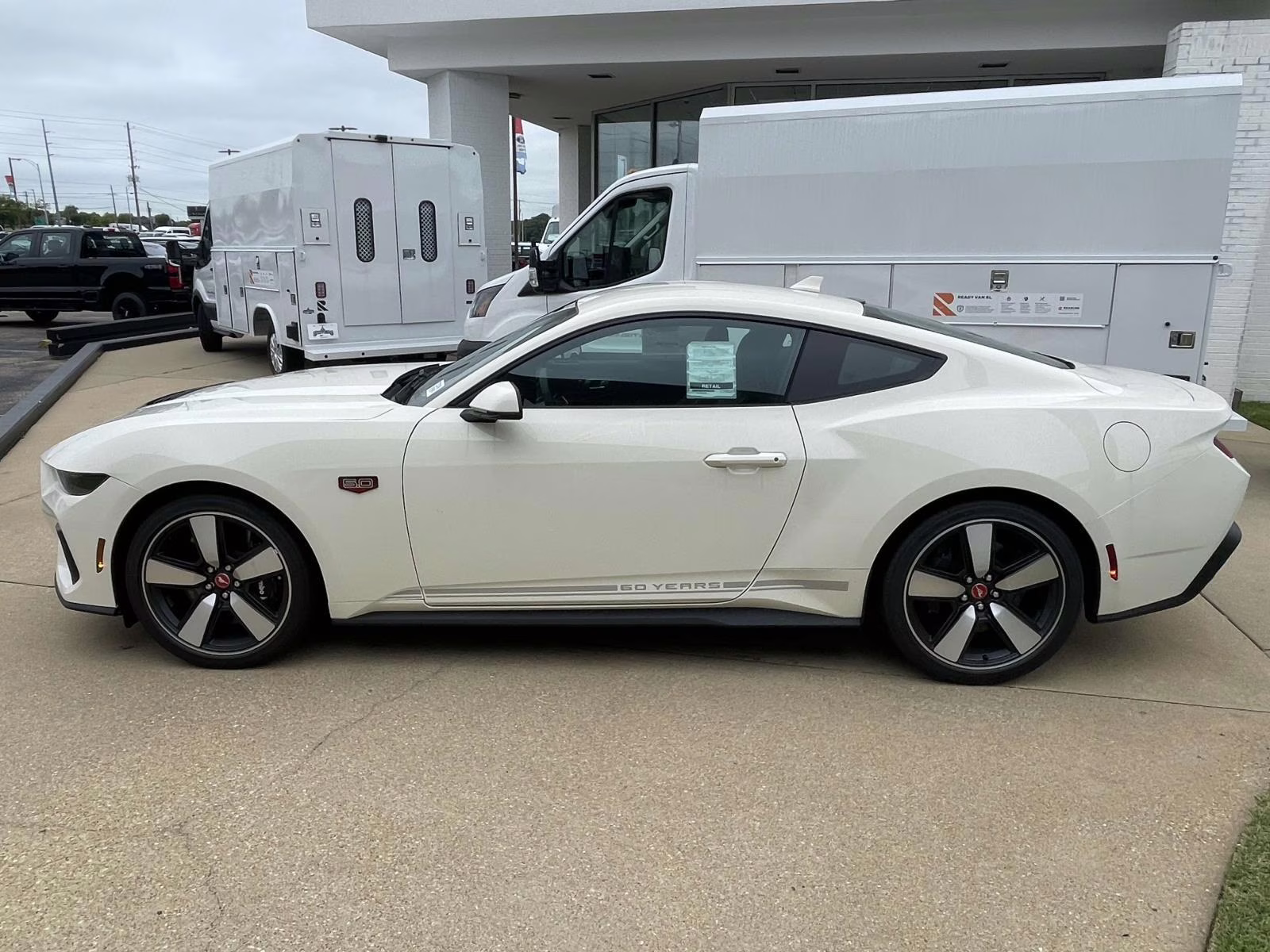 2025 Wimbledon White Ford Mustang GT Premium RWD Coupe