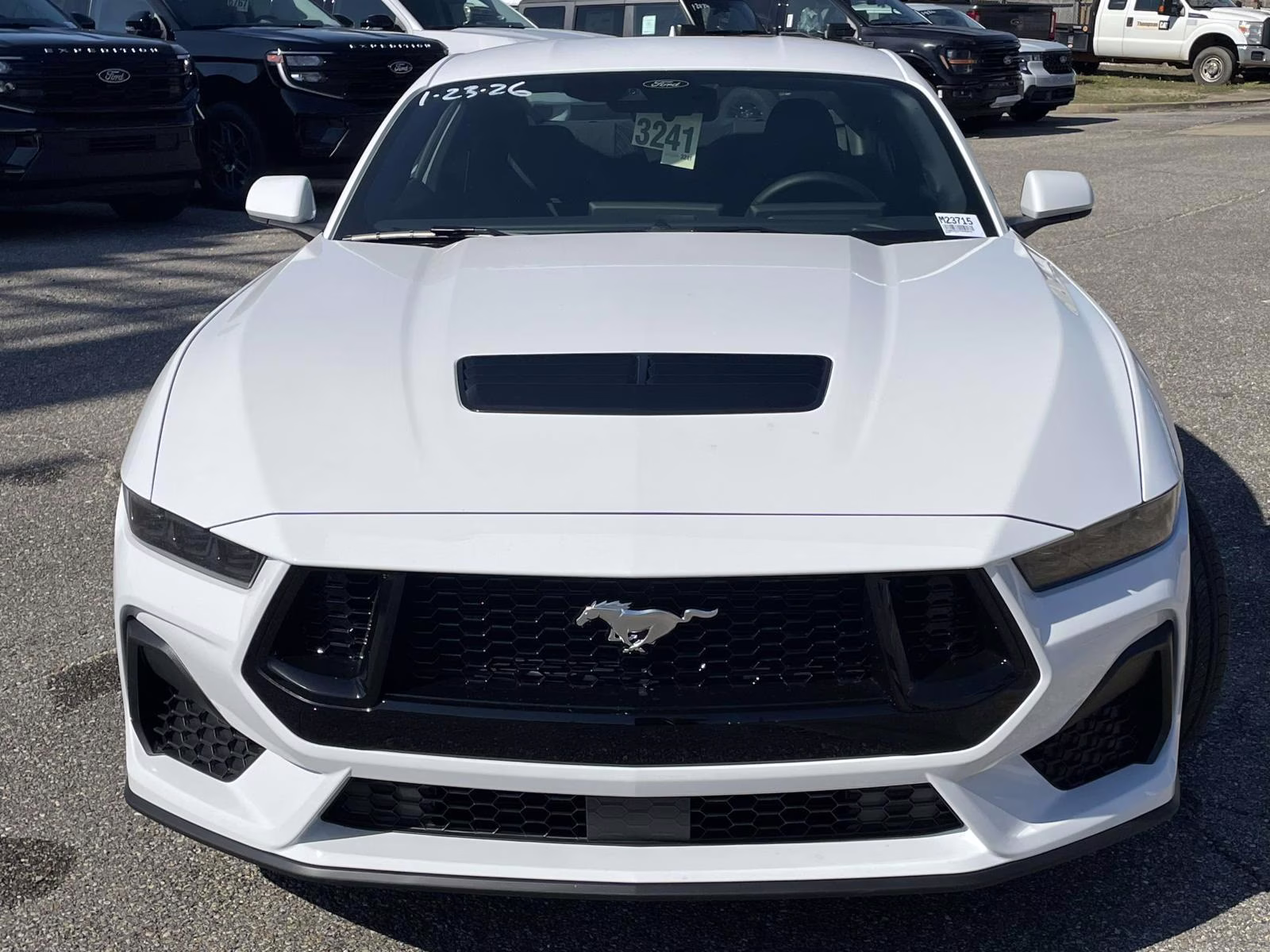 2026 Oxford White Ford Mustang GT RWD Coupe