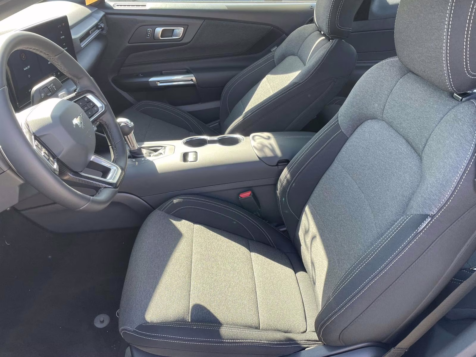 2026 Oxford White Ford Mustang GT RWD Coupe