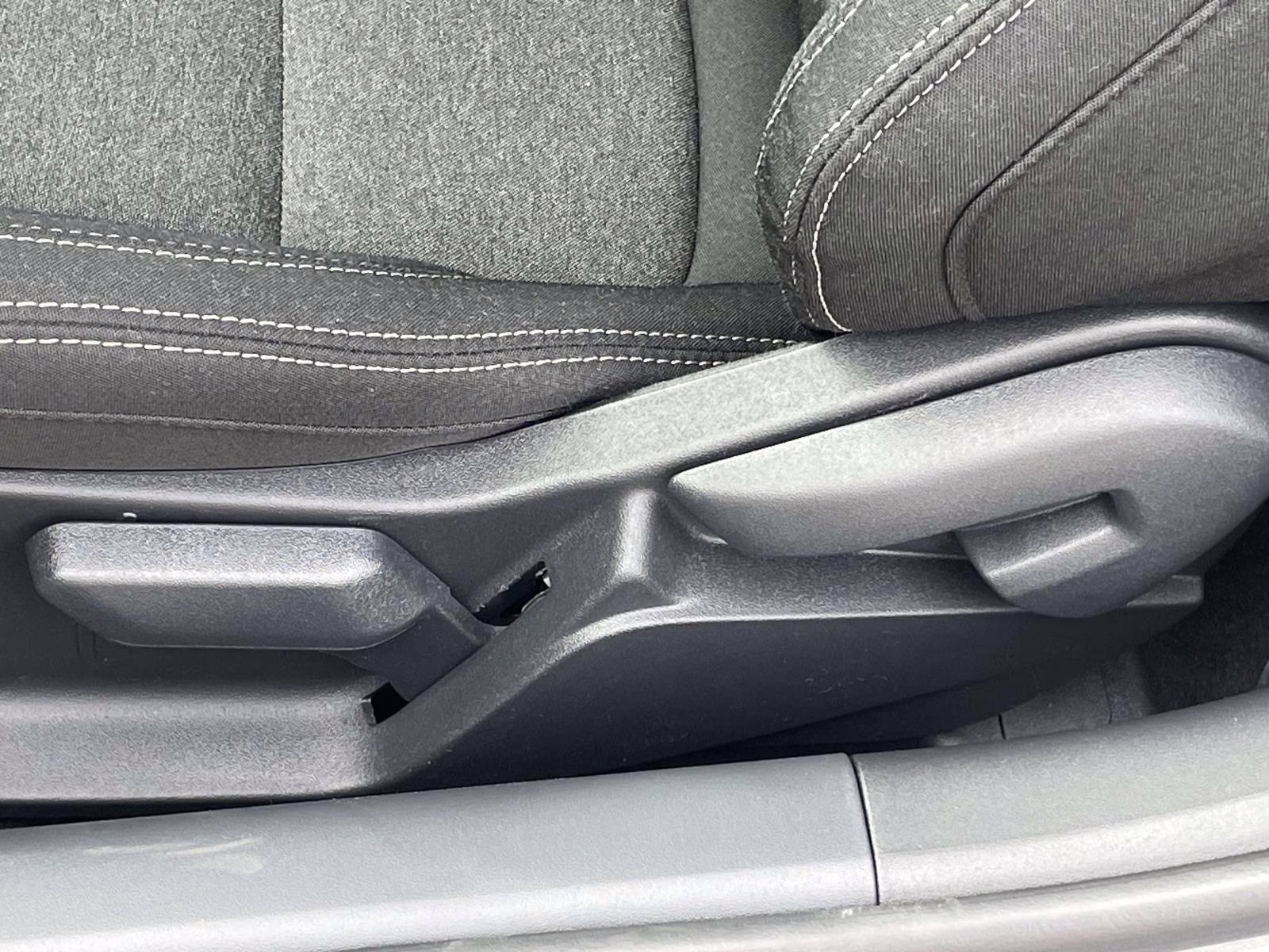 2026 Oxford White Ford Mustang EcoBoost RWD Coupe