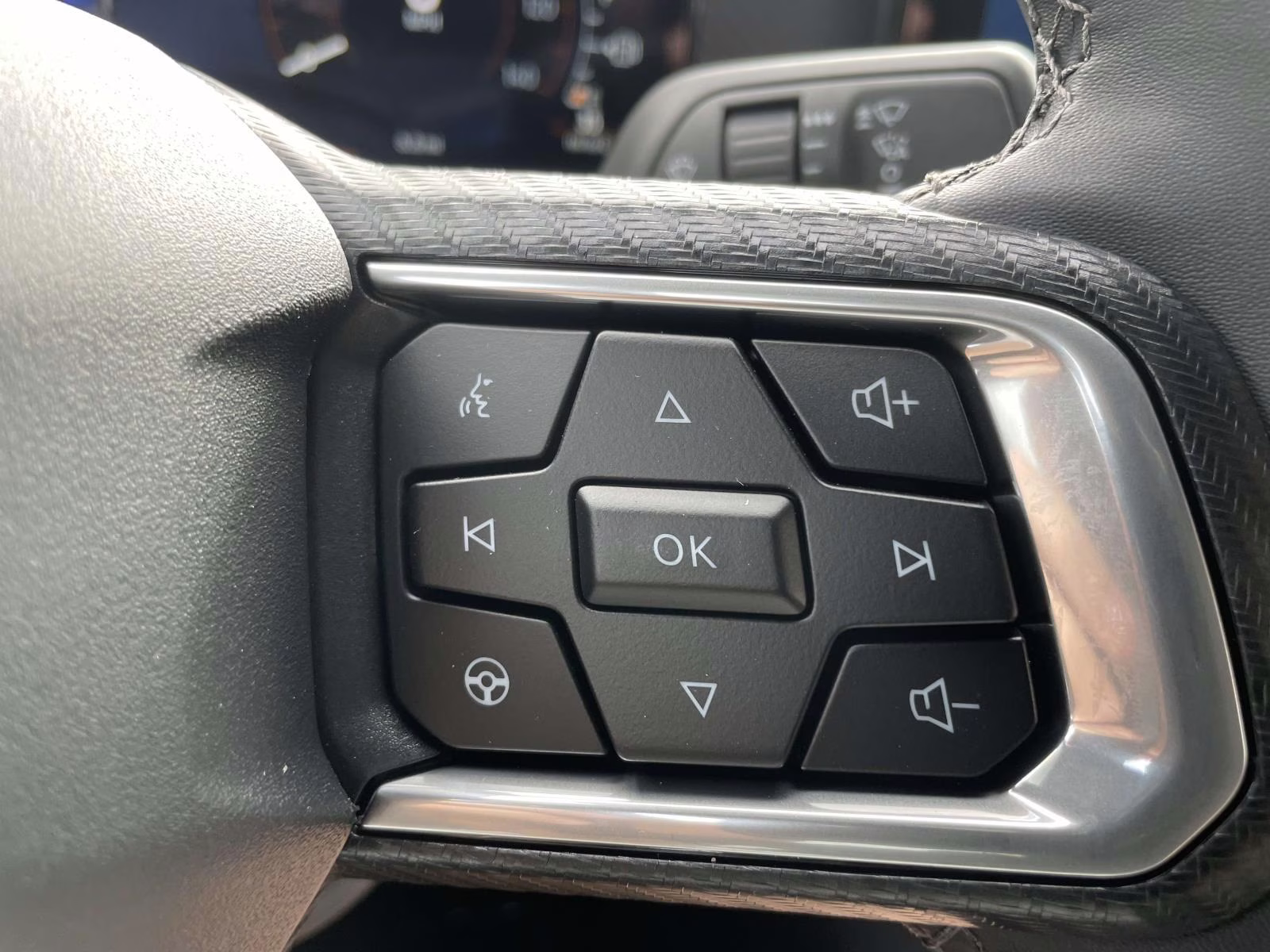 2026 Oxford White Ford Mustang EcoBoost RWD Coupe