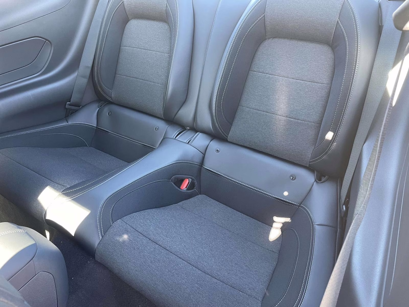 2026 Oxford White Ford Mustang EcoBoost RWD Coupe