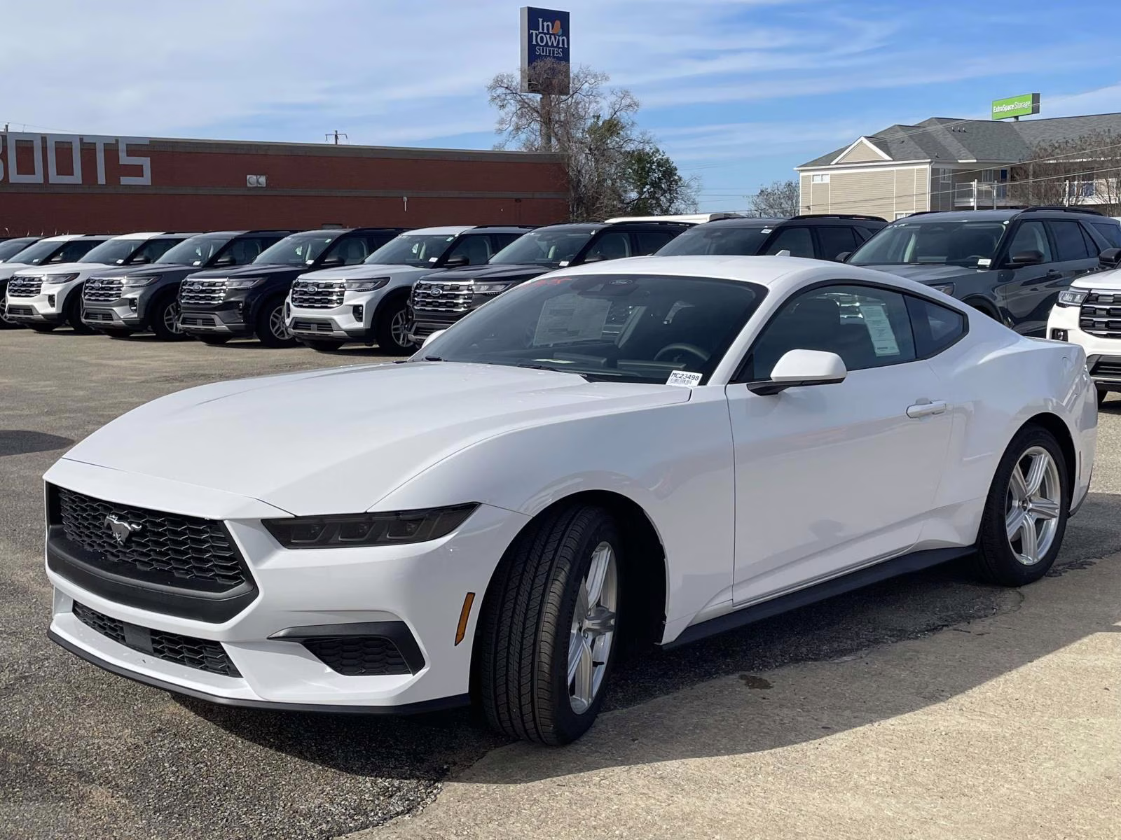 2026 Oxford White Ford Mustang EcoBoost RWD Coupe
