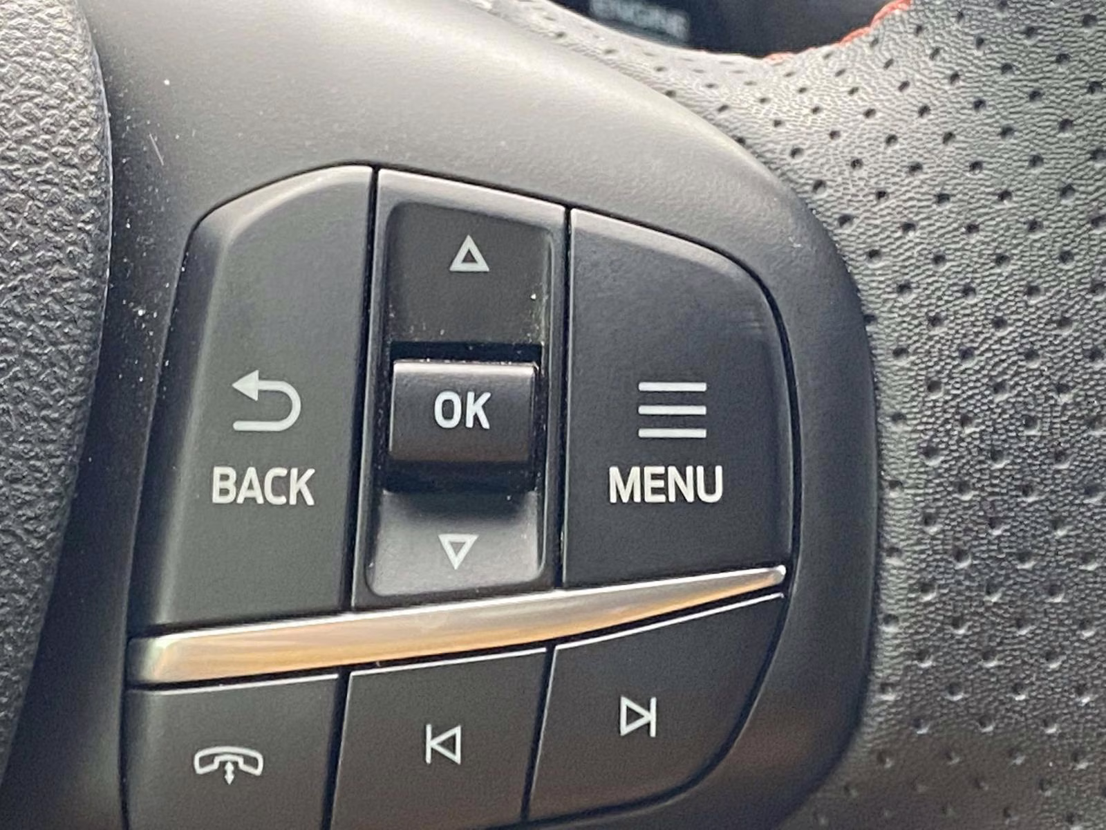 2023 Silver Metallic Ford Escape ST-Line FWD SUV