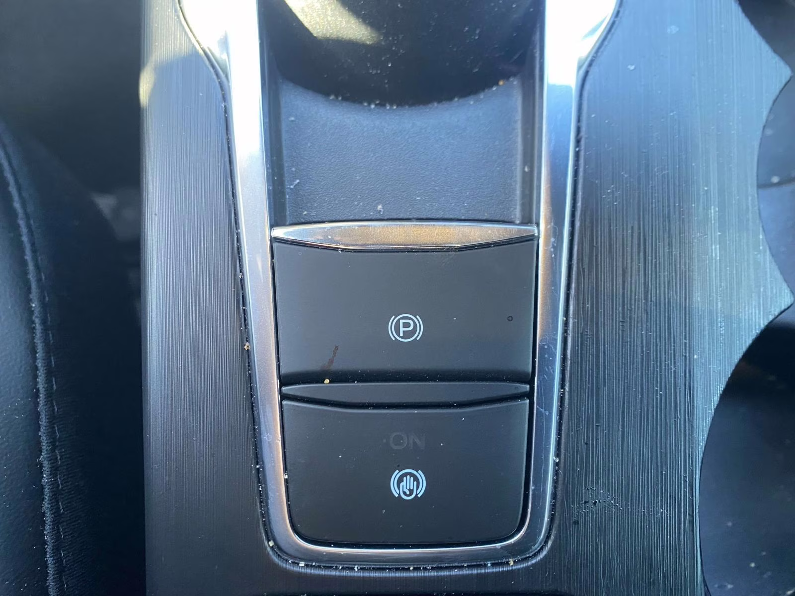 2025 Carbonized Gray Metallic Ford Escape Hybrid ST-Line FWD SUV