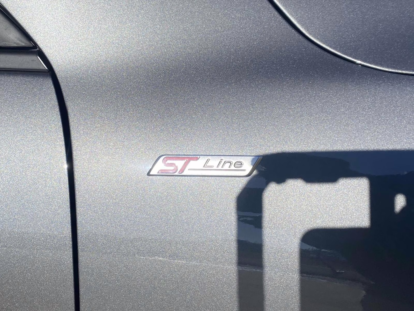 2025 Carbonized Gray Metallic Ford Escape Hybrid ST-Line FWD SUV