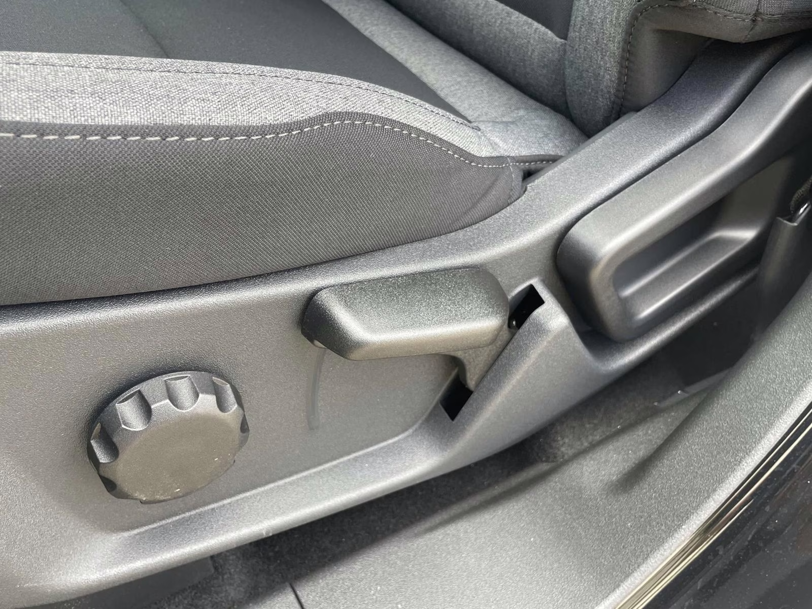 2025 Shadow Black Ford Bronco Base 4X4 SUV