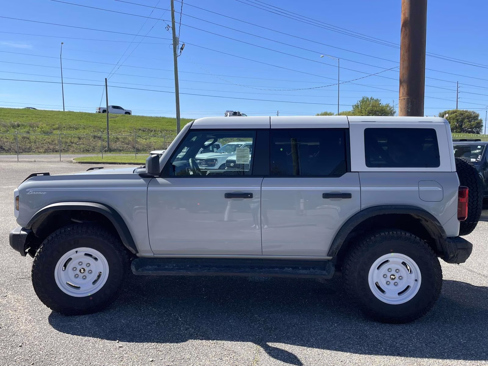 2026 Avalanche Gray Ford Bronco Heritage Edition 4X4 SUV
