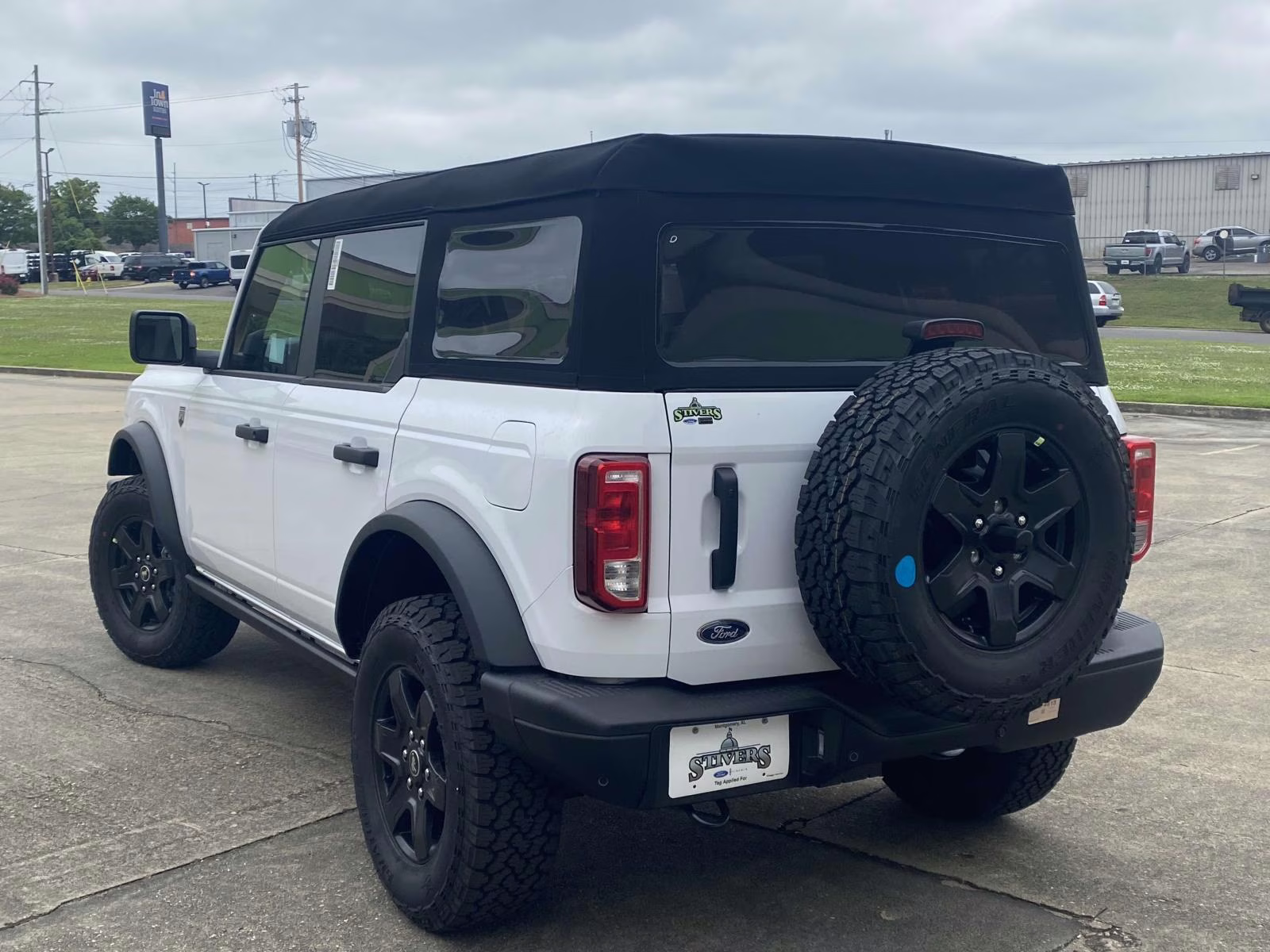 2025 Oxford White Ford Bronco Big Bend 4X4 SUV