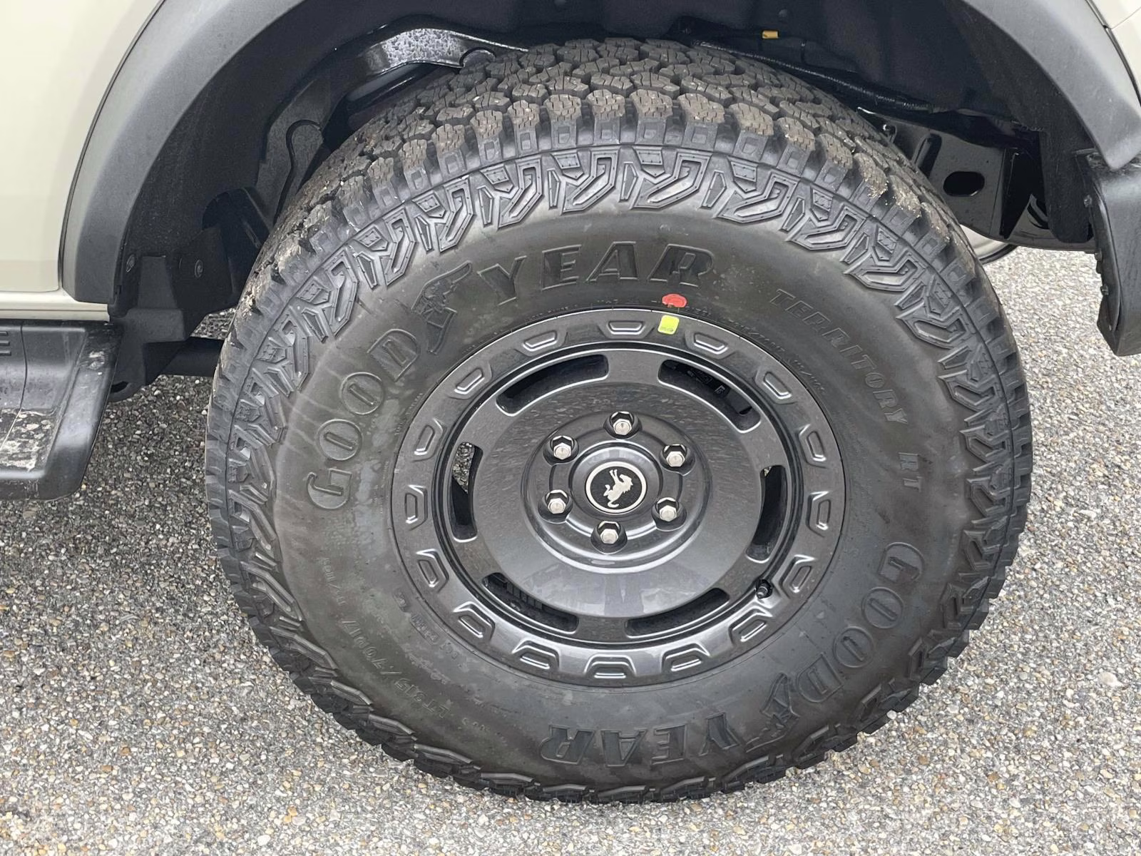 2025 Desert Sand Ford Bronco Outer Banks 4X4 SUV