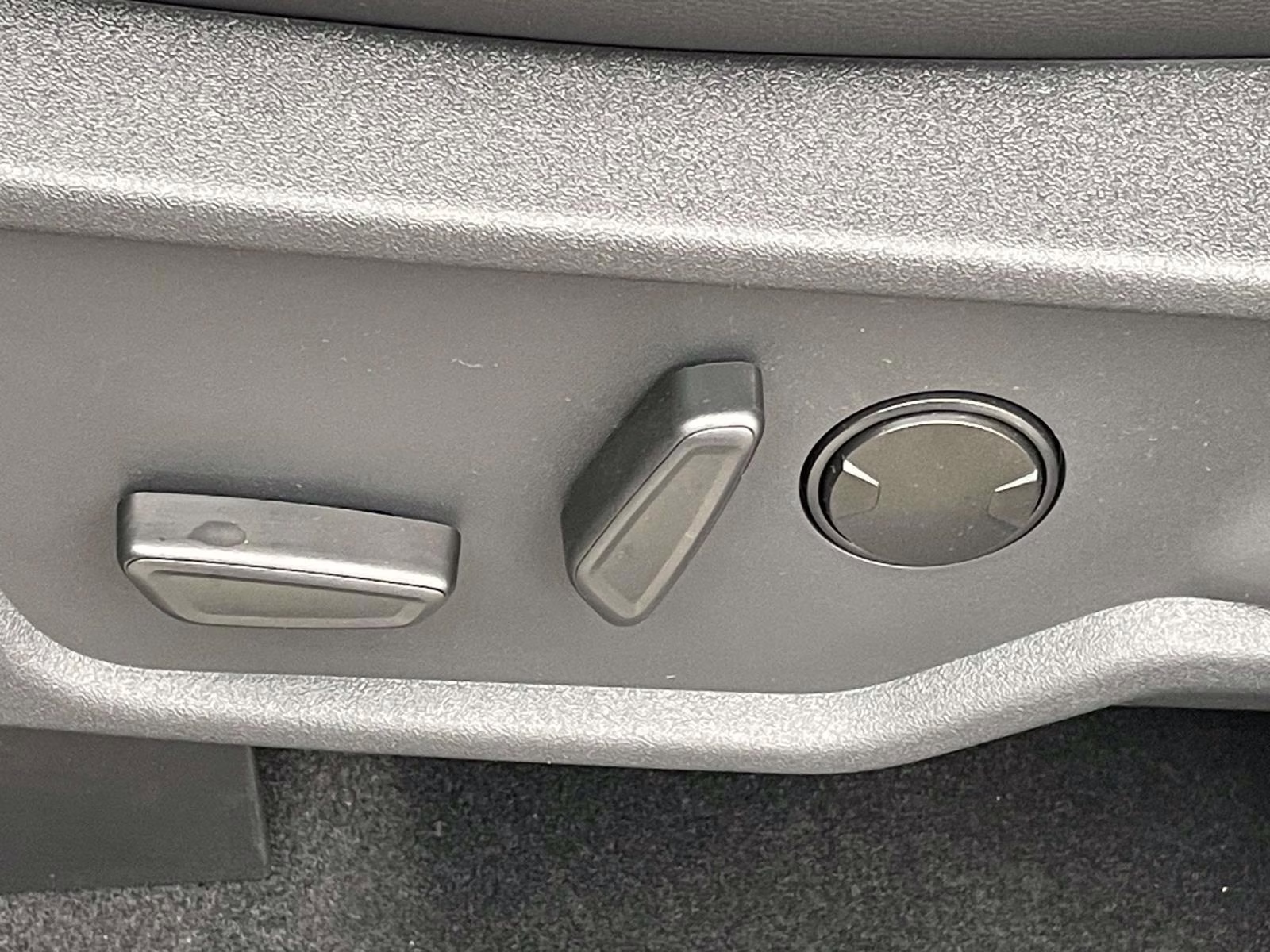 2025 Desert Sand Ford Bronco Outer Banks 4X4 SUV