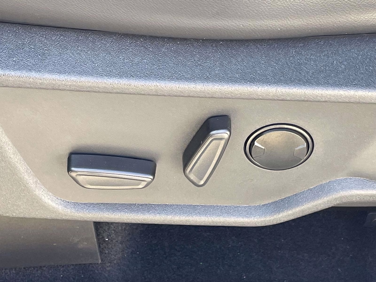 2025 Oxford White Ford Bronco Outer Banks 4X4 SUV