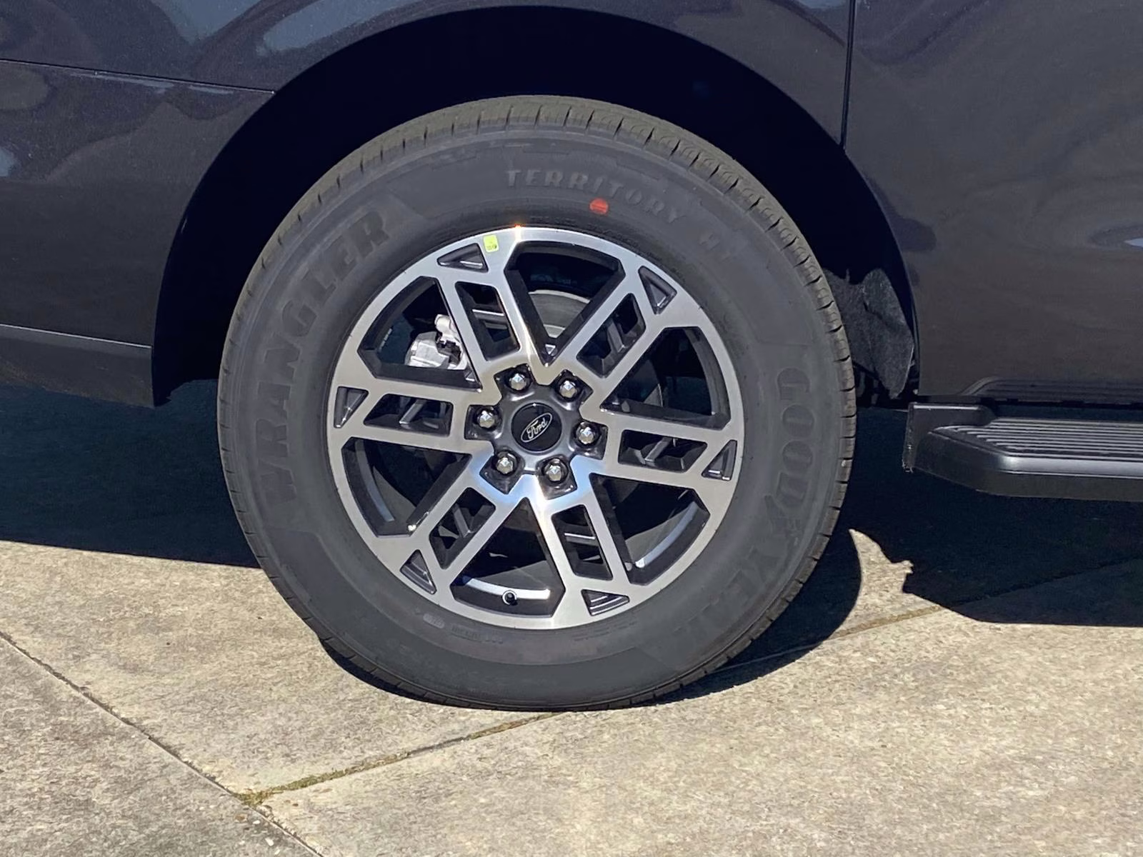 2025 Dark Matter Gray Metallic Ford Expedition Max active RWD SUV