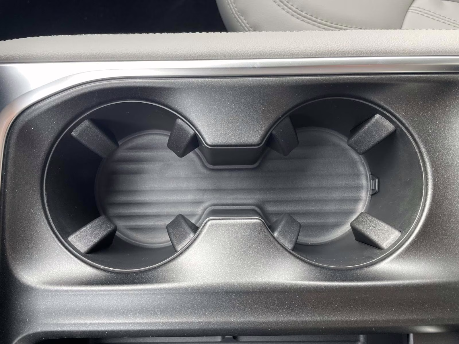 2026 Star White Metallic Tri-Coat Ford Expedition Max Active RWD SUV