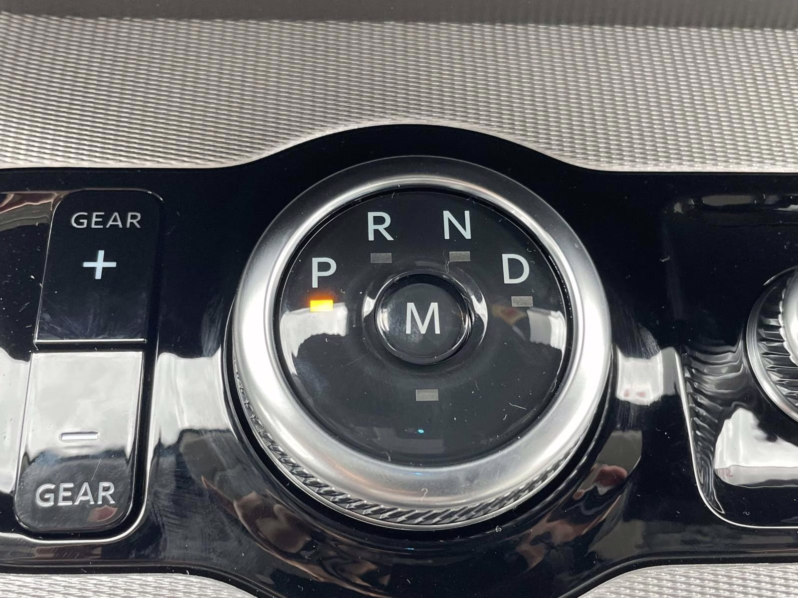 2026 Star White Metallic Tri-Coat Ford Expedition Max Active RWD SUV