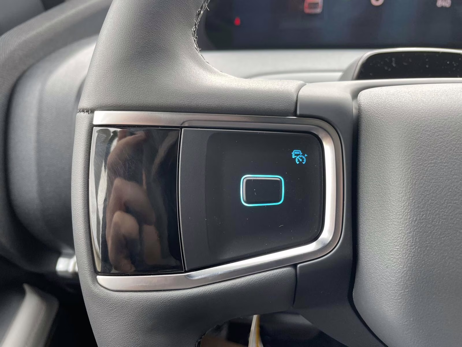 2026 Star White Metallic Tri-Coat Ford Expedition Max Active RWD SUV