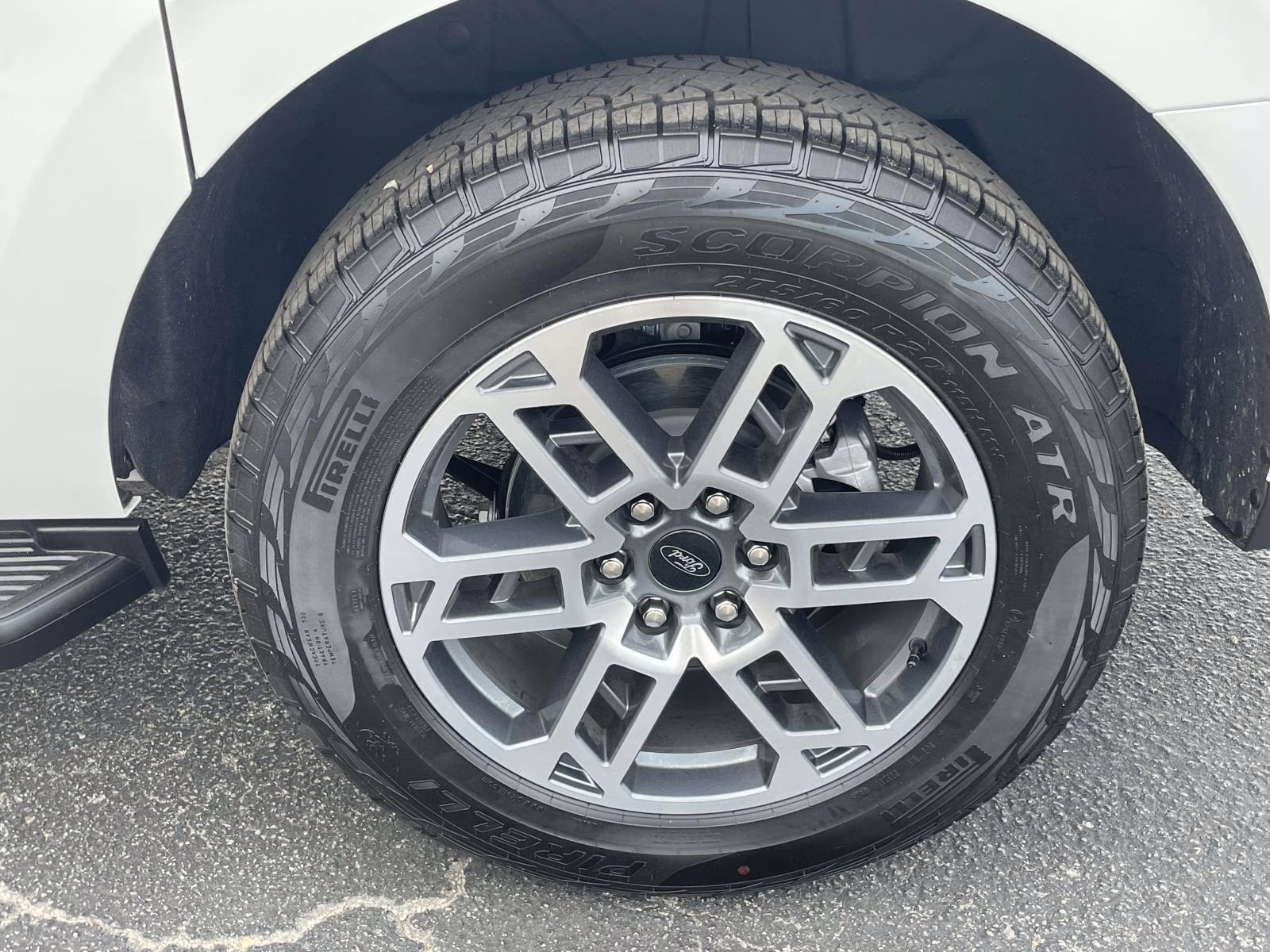 2025 Star White Metallic Tri-Coat Ford Expedition Max Active RWD SUV