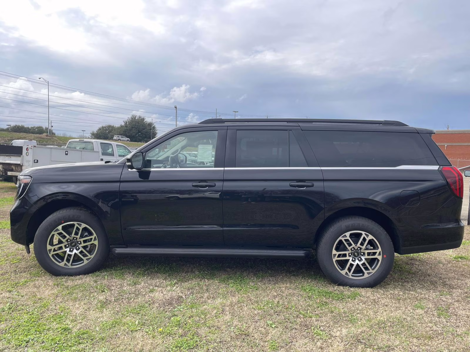 2026 Agate Black Metallic Ford Expedition Max Active RWD SUV