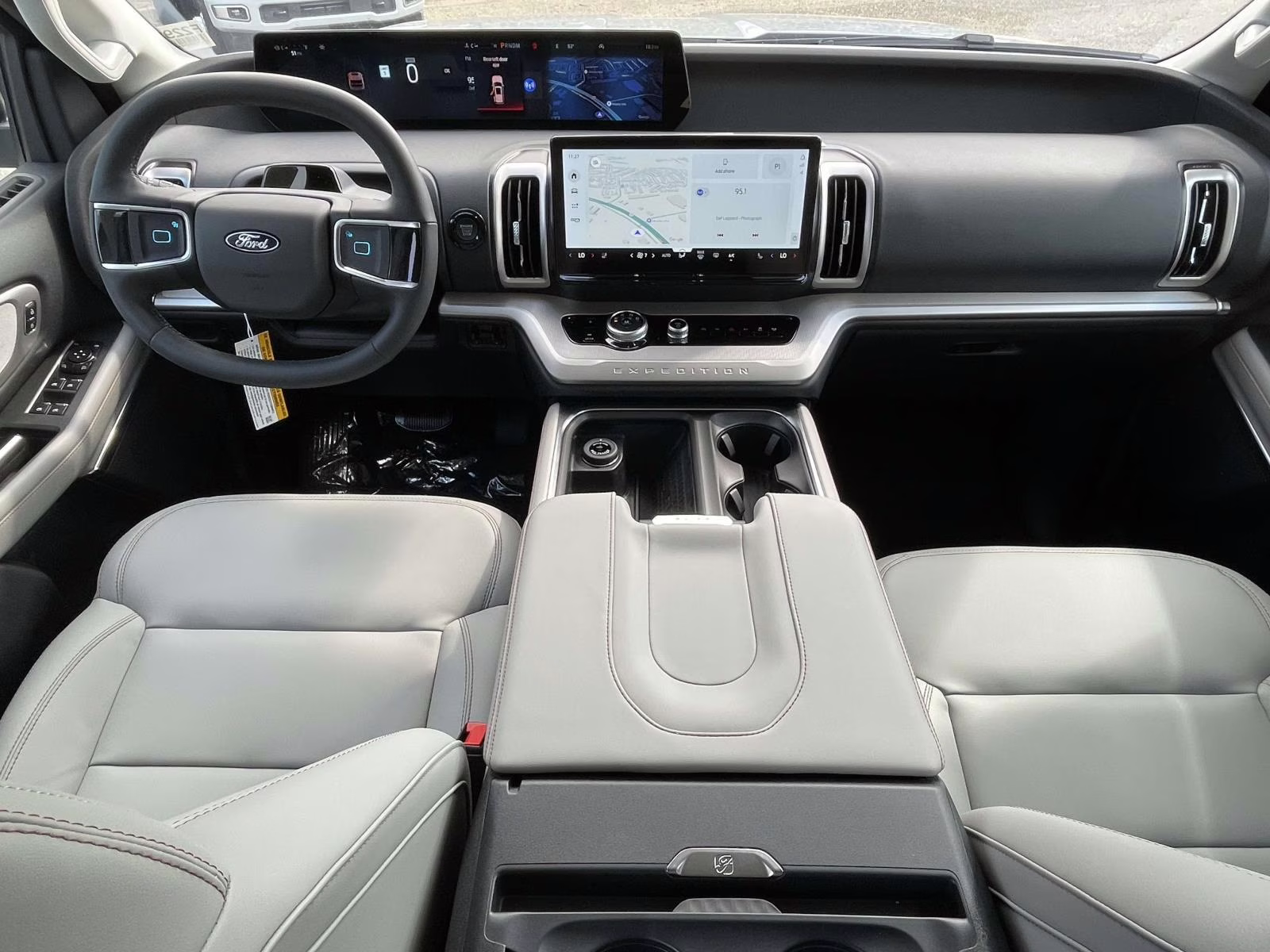 2025 Glacier Gray Metallic TriCoat Ford Expedition Max ACTIVE RWD SUV