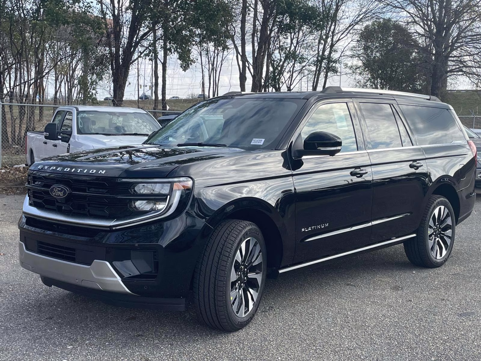 2025 Agate Black Metallic Ford Expedition Max Platinum 4X4 SUV