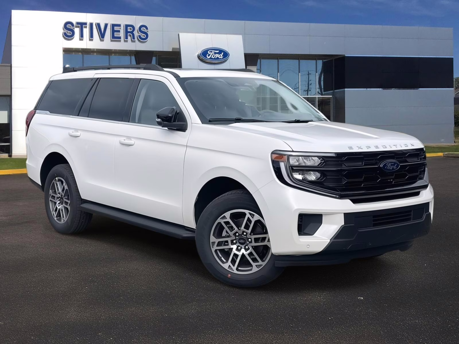2026 Star White Metallic Tri-Coat Ford Expedition Active RWD SUV