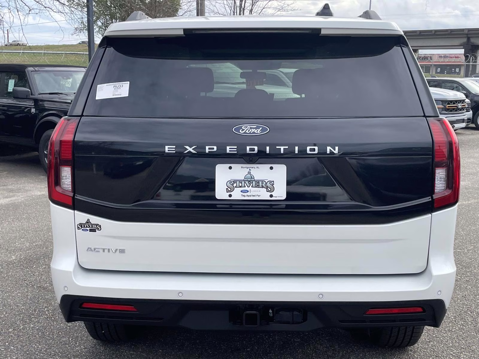 2026 Star White Metallic Tri-Coat Ford Expedition Active RWD SUV