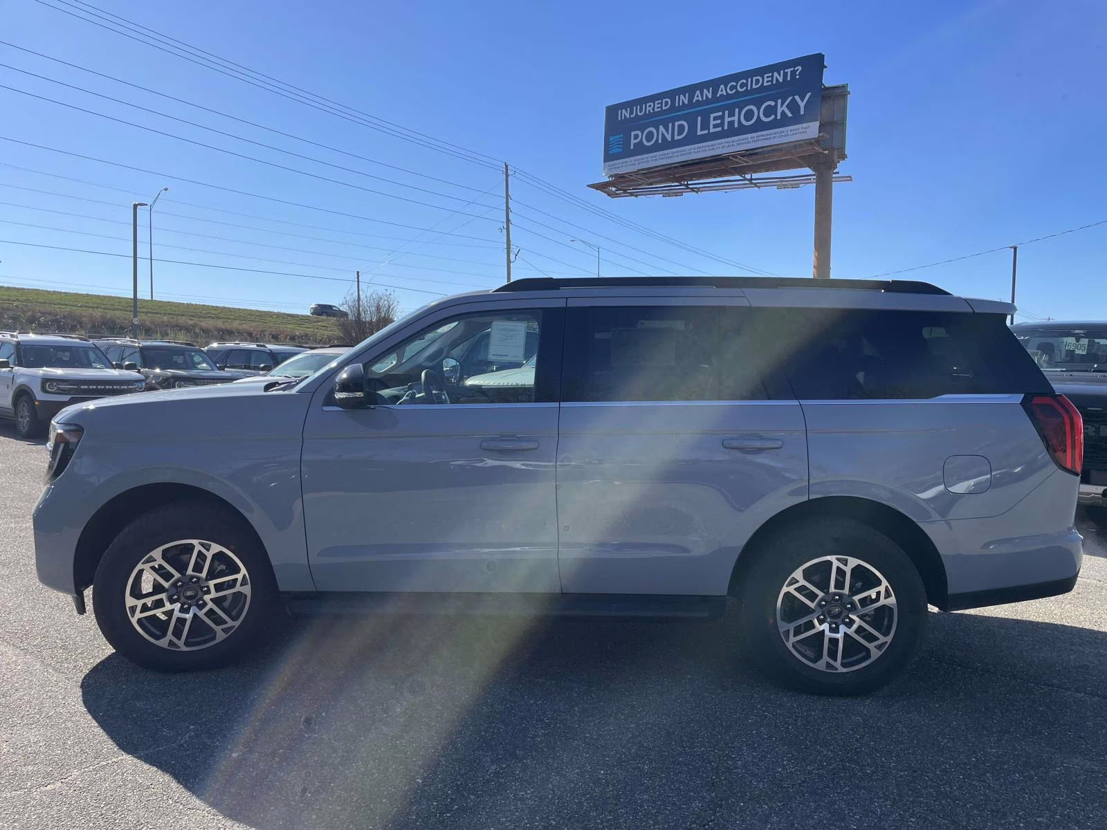 2026 Glacier Gray Metallic Tri-Coat Ford Expedition Active RWD SUV
