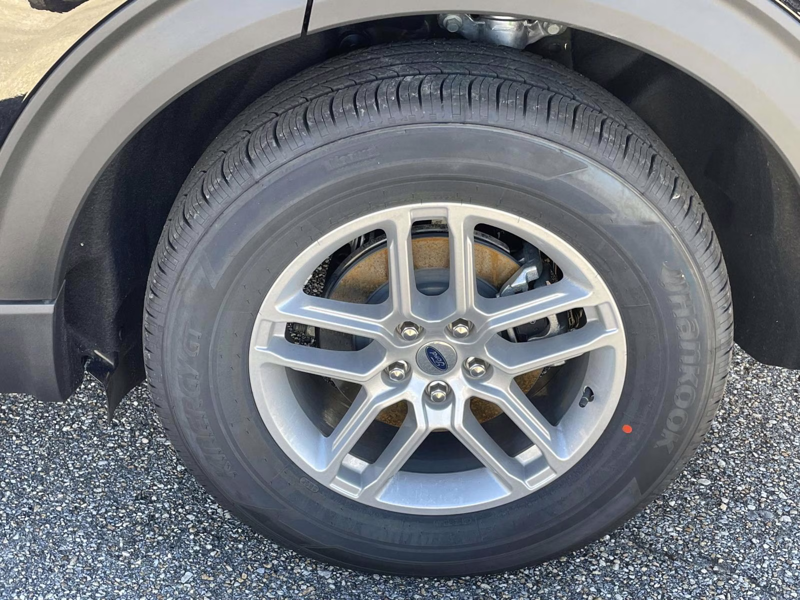 2026 Agate Black Metallic Ford Explorer Active RWD SUV