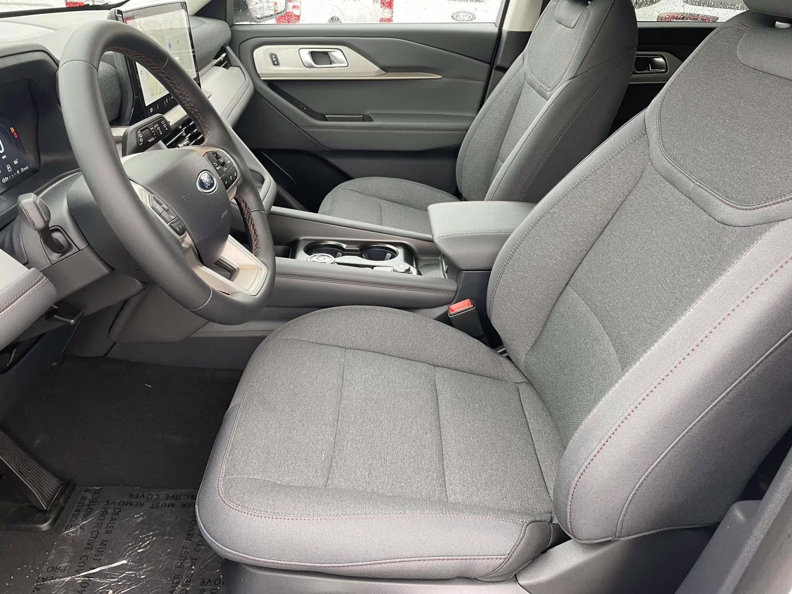 2026 Star White Metallic Tri-Coat Ford Explorer Active RWD SUV