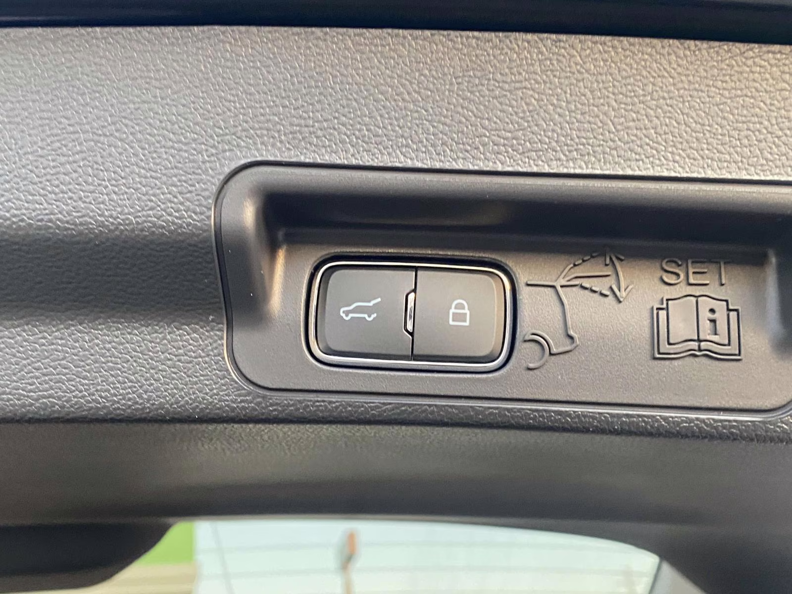 2025 Carbonized Gray Metallic Ford Explorer Active RWD SUV