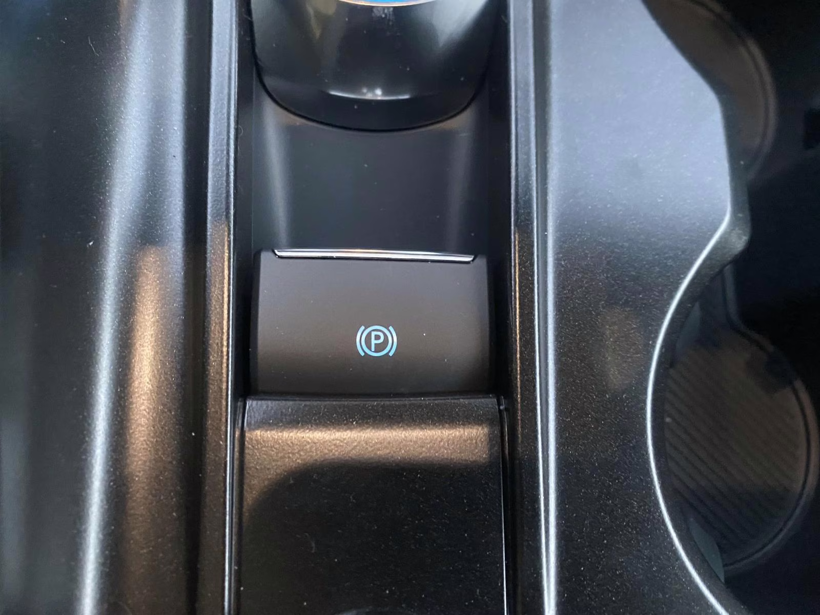 2025 Carbonized Gray Metallic Ford Explorer Active RWD SUV