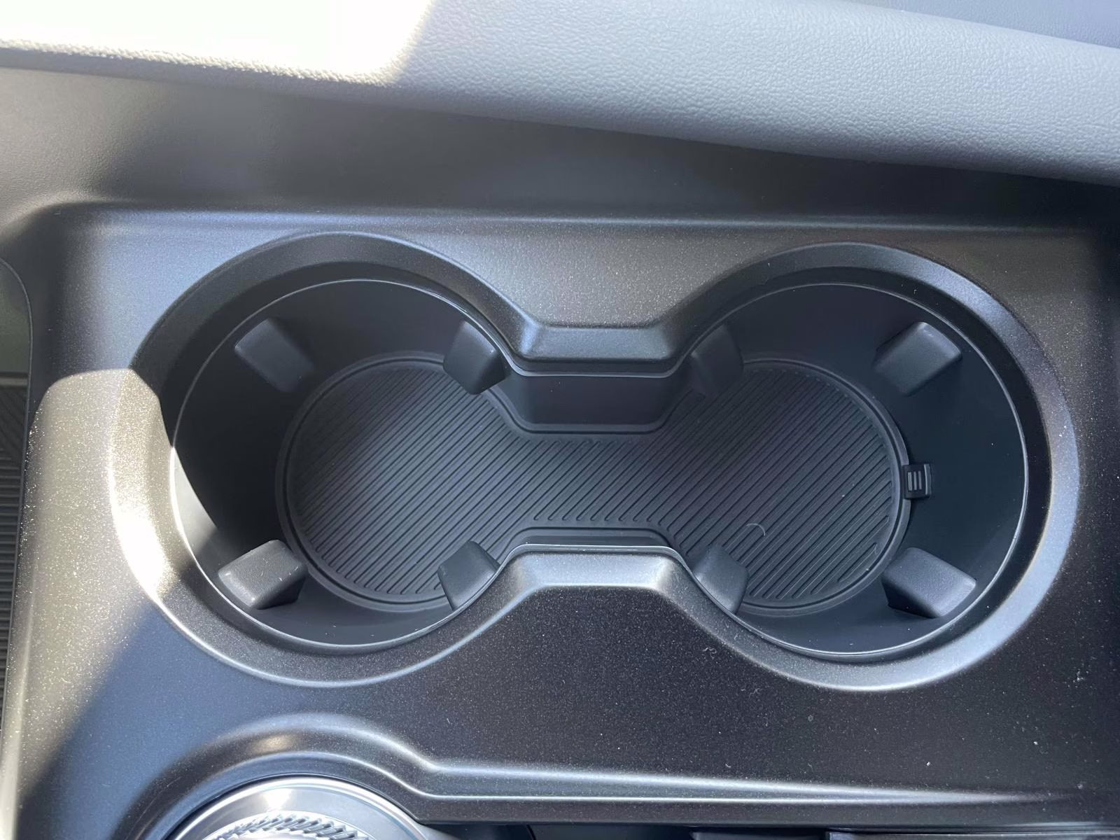 2026 Agate Black Metallic Ford Explorer Active RWD SUV