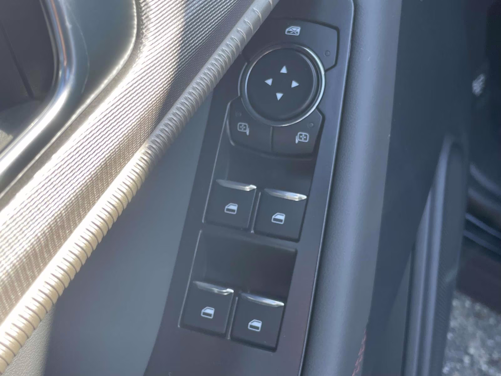 2026 Agate Black Metallic Ford Explorer Active RWD SUV