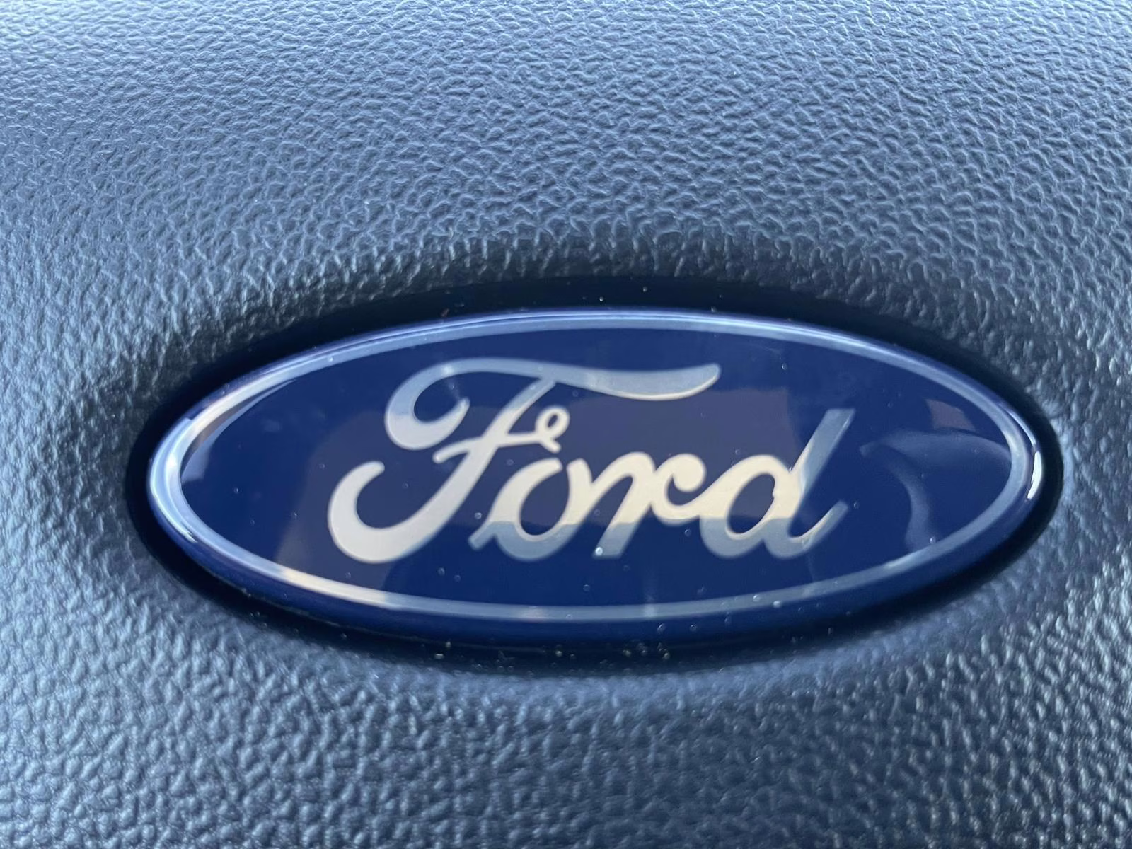 2026 Agate Black Metallic Ford Explorer Active RWD SUV