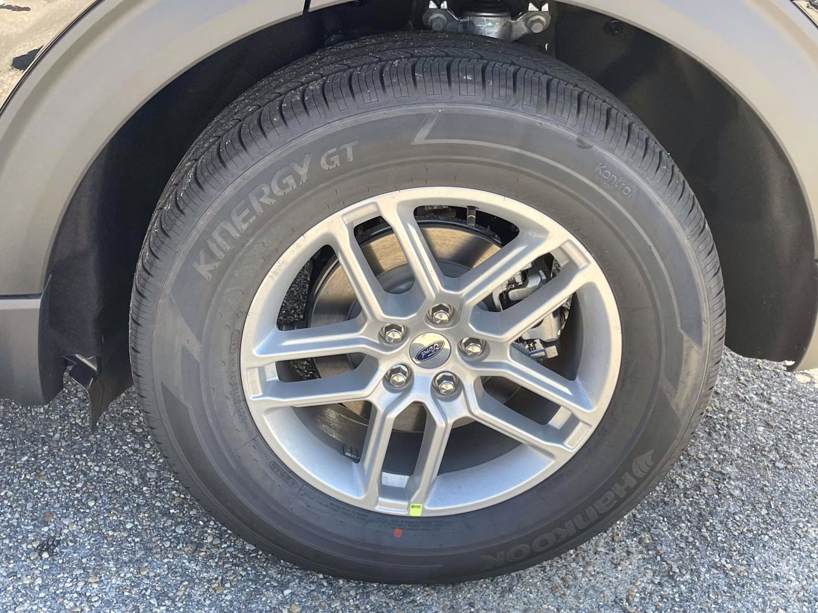 2026 Agate Black Metallic Ford Explorer Active RWD SUV