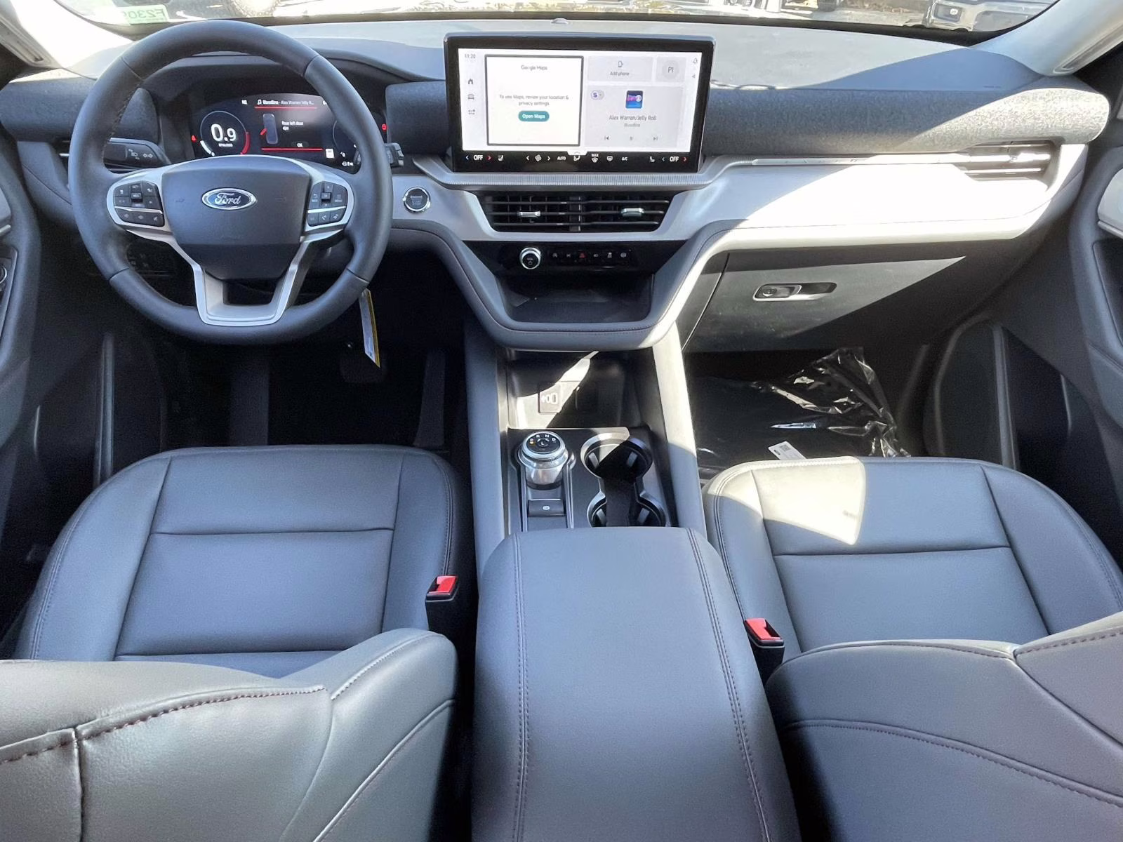 2026 Agate Black Metallic Ford Explorer Active RWD SUV