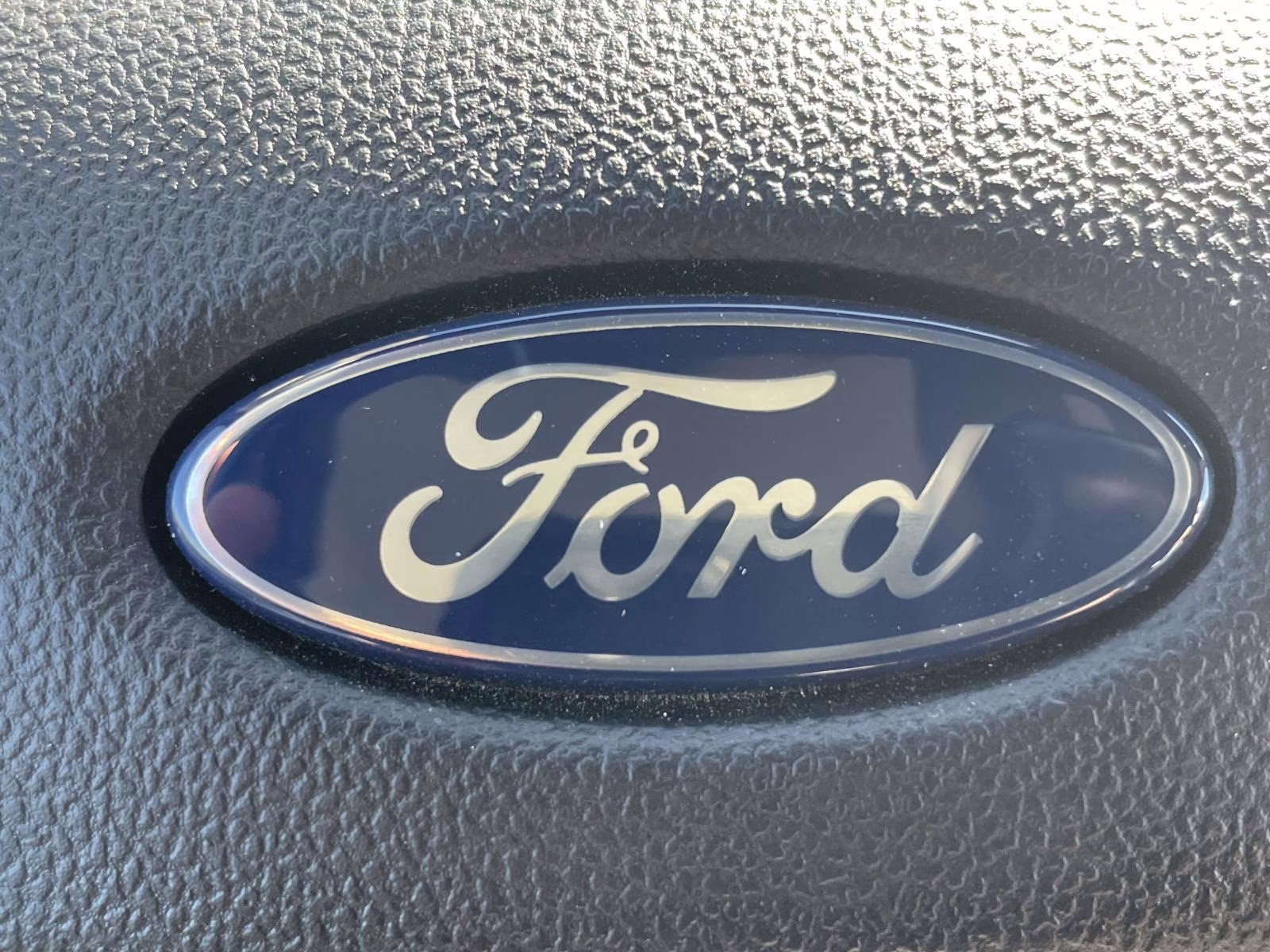 2026 Star White Metallic Tri-Coat Ford Explorer Active RWD SUV