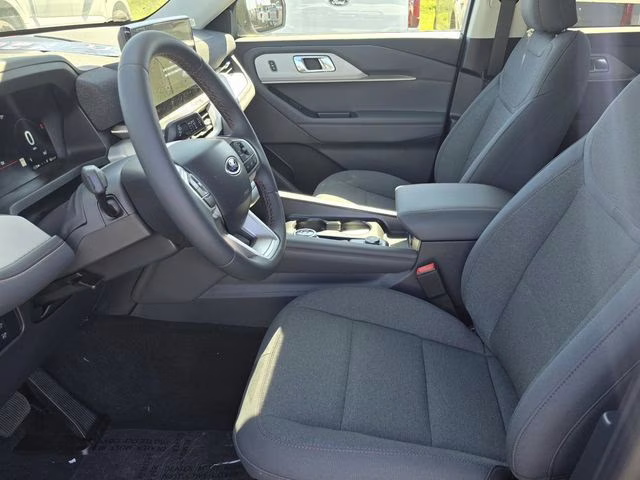 2025 Black Metallic Ford Explorer Active RWD SUV