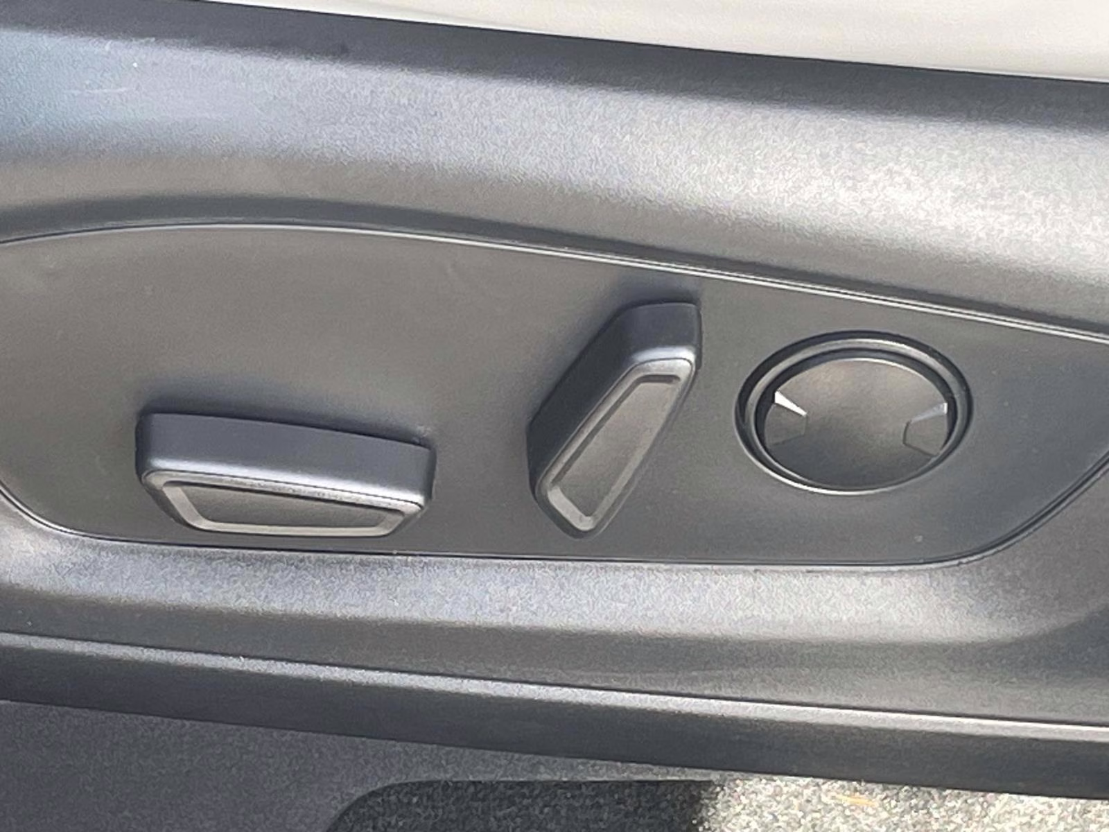 2026 Agate Black Metallic Ford Explorer Active RWD SUV