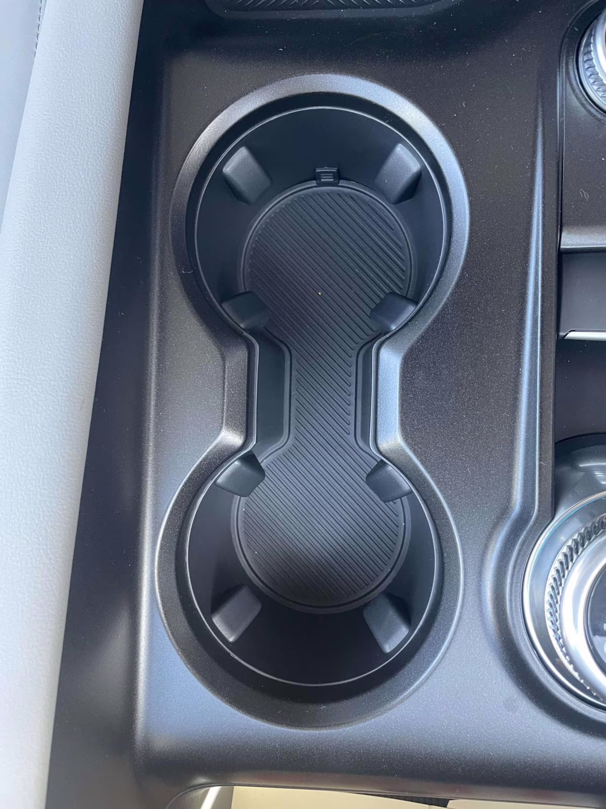 2026 Agate Black Metallic Ford Explorer Active RWD SUV