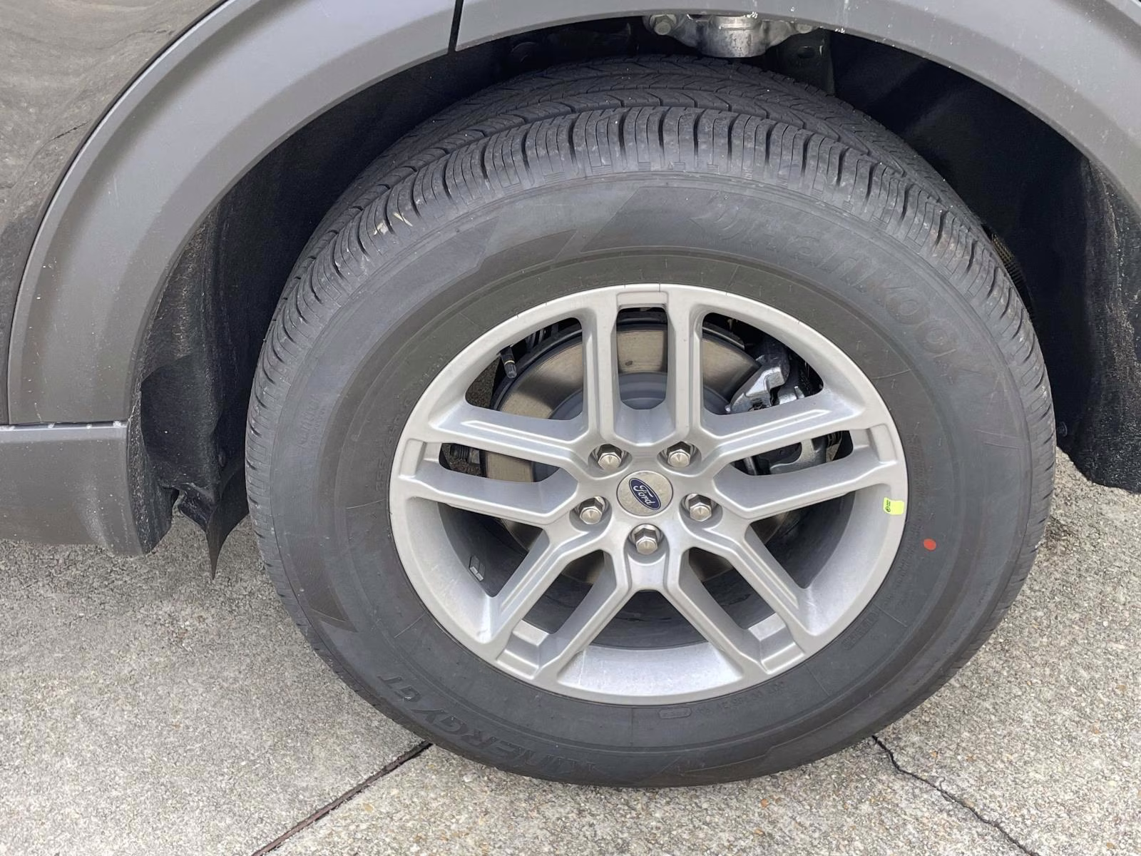 2026 Agate Black Metallic Ford Explorer Active RWD SUV