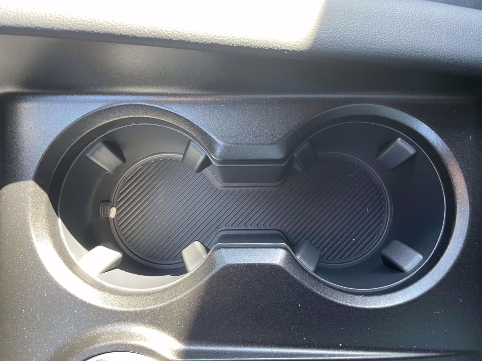 2026 Star White Metallic Tri-Coat Ford Explorer ST-Line RWD SUV