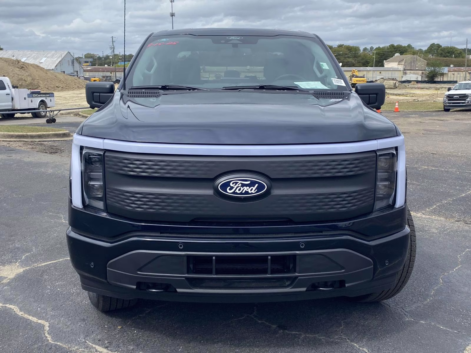 2025 Antimatter Blue Metallic Ford F-150 Lightning Flash AWD Truck