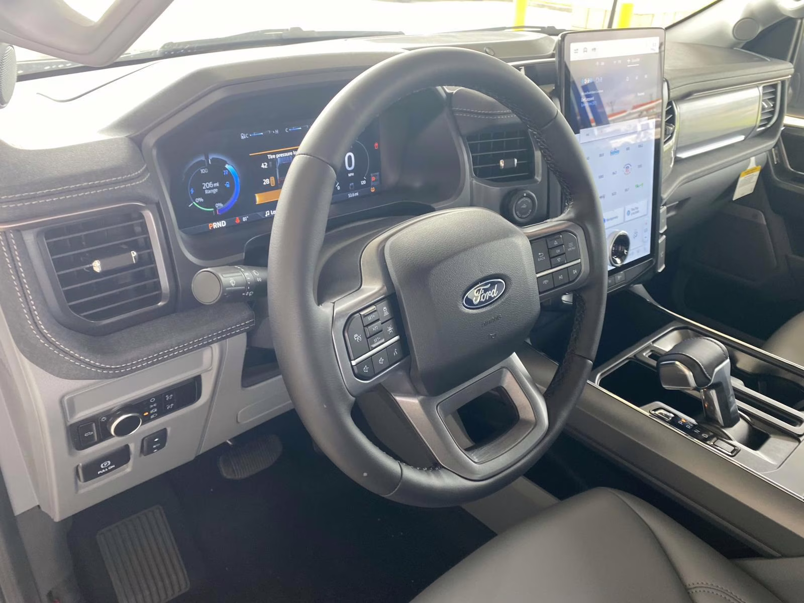 2025 Space White Metallic Ford F-150 Lightning Flash AWD Truck