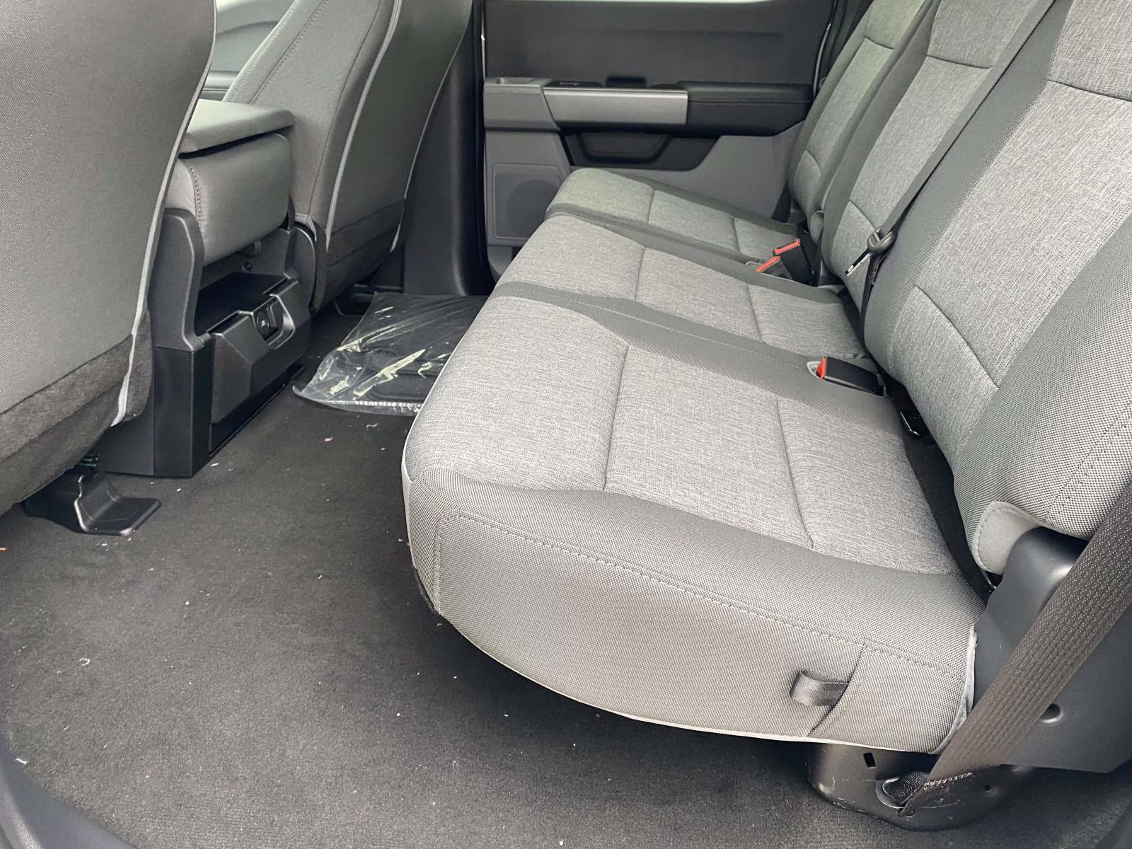 2026 Avalanche Ford Super Duty F-250 SRW XL 4X4 Truck