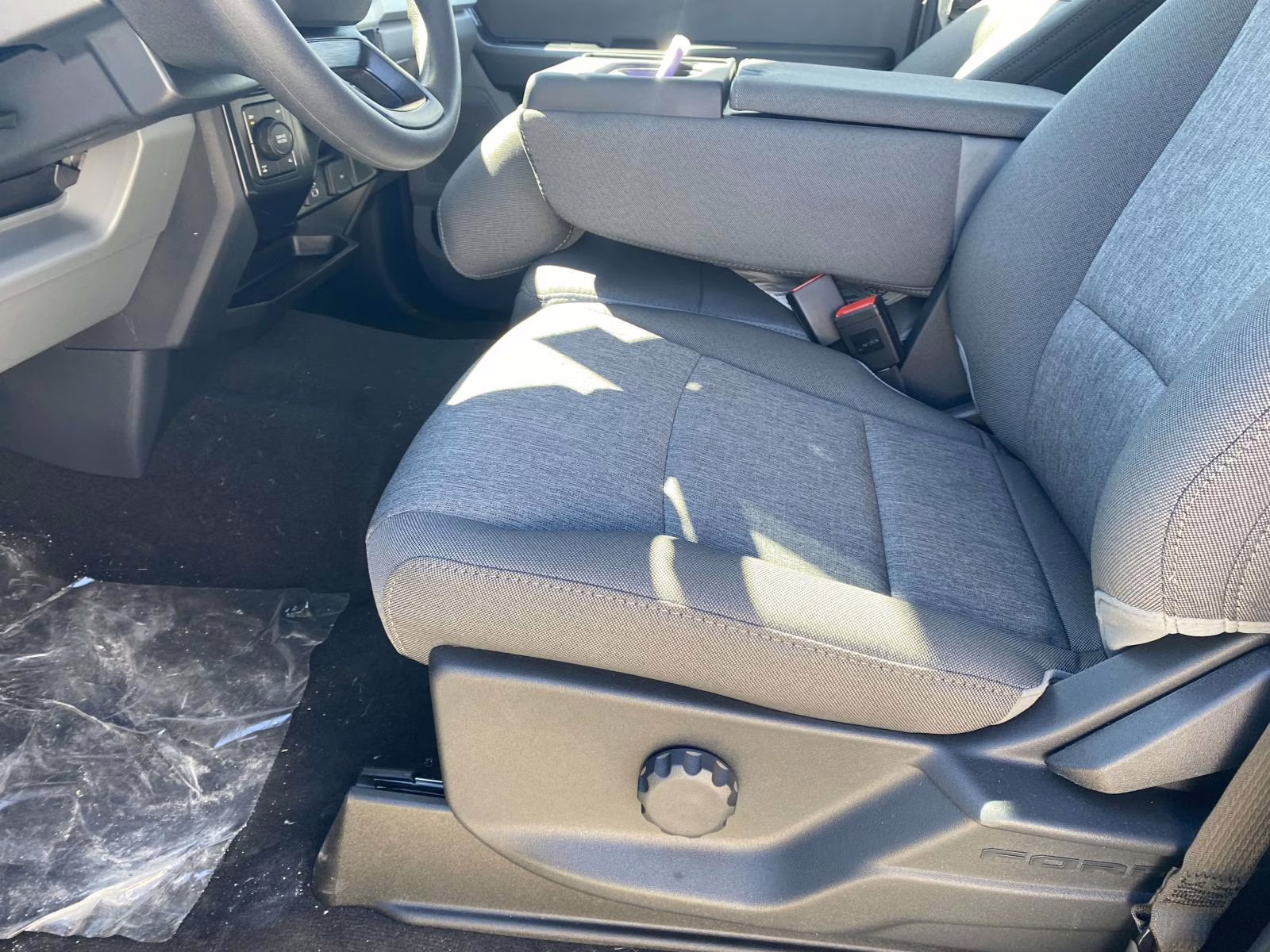 2026 Agate Black Metallic Ford Super Duty F-250 SRW XL 4X4 Truck