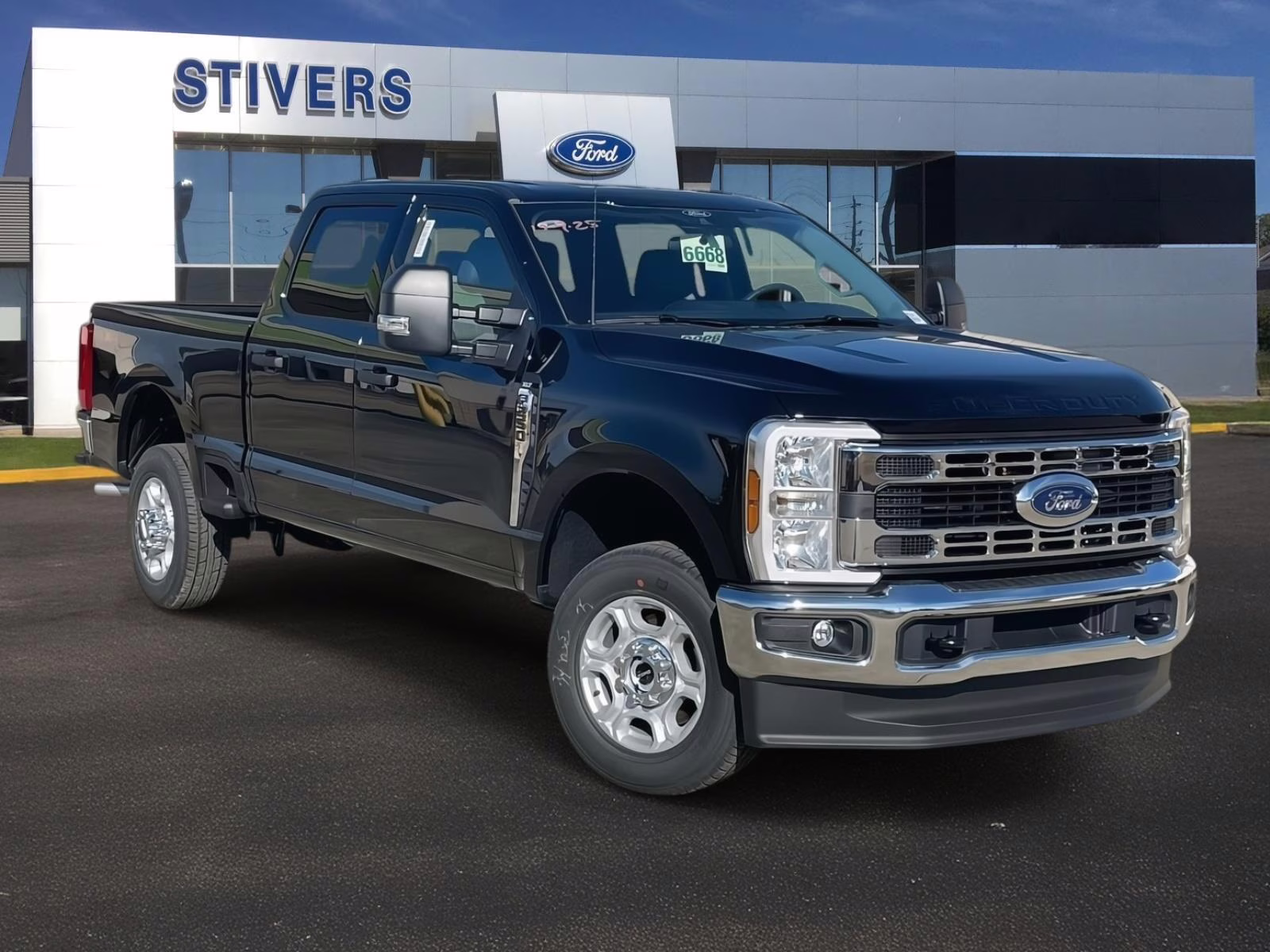 2026 Agate Black Metallic Ford Super Duty F-250 SRW XLT 4X4 Truck