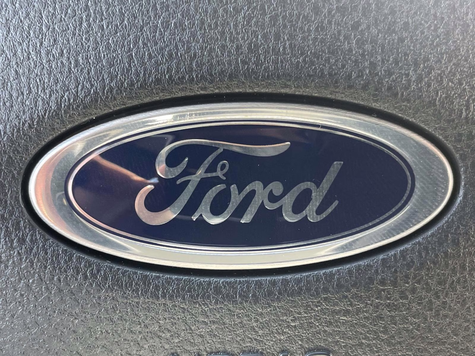 2026 Oxford White Ford Super Duty F-250 SRW XL 4X4 Truck