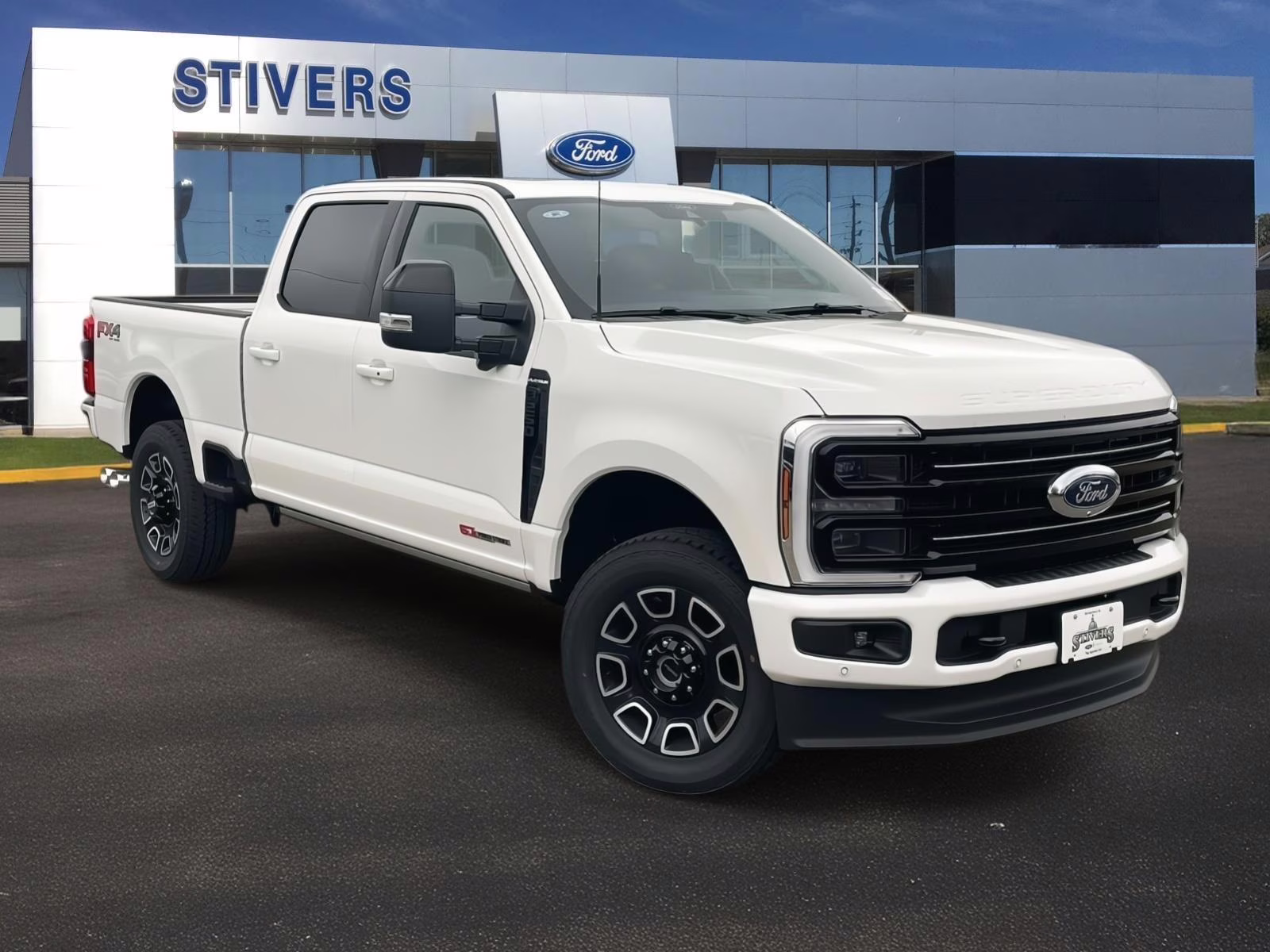 2026 Star White Metallic Tri-Coat Ford Super Duty F-250 SRW Platinum 4X4 Truck