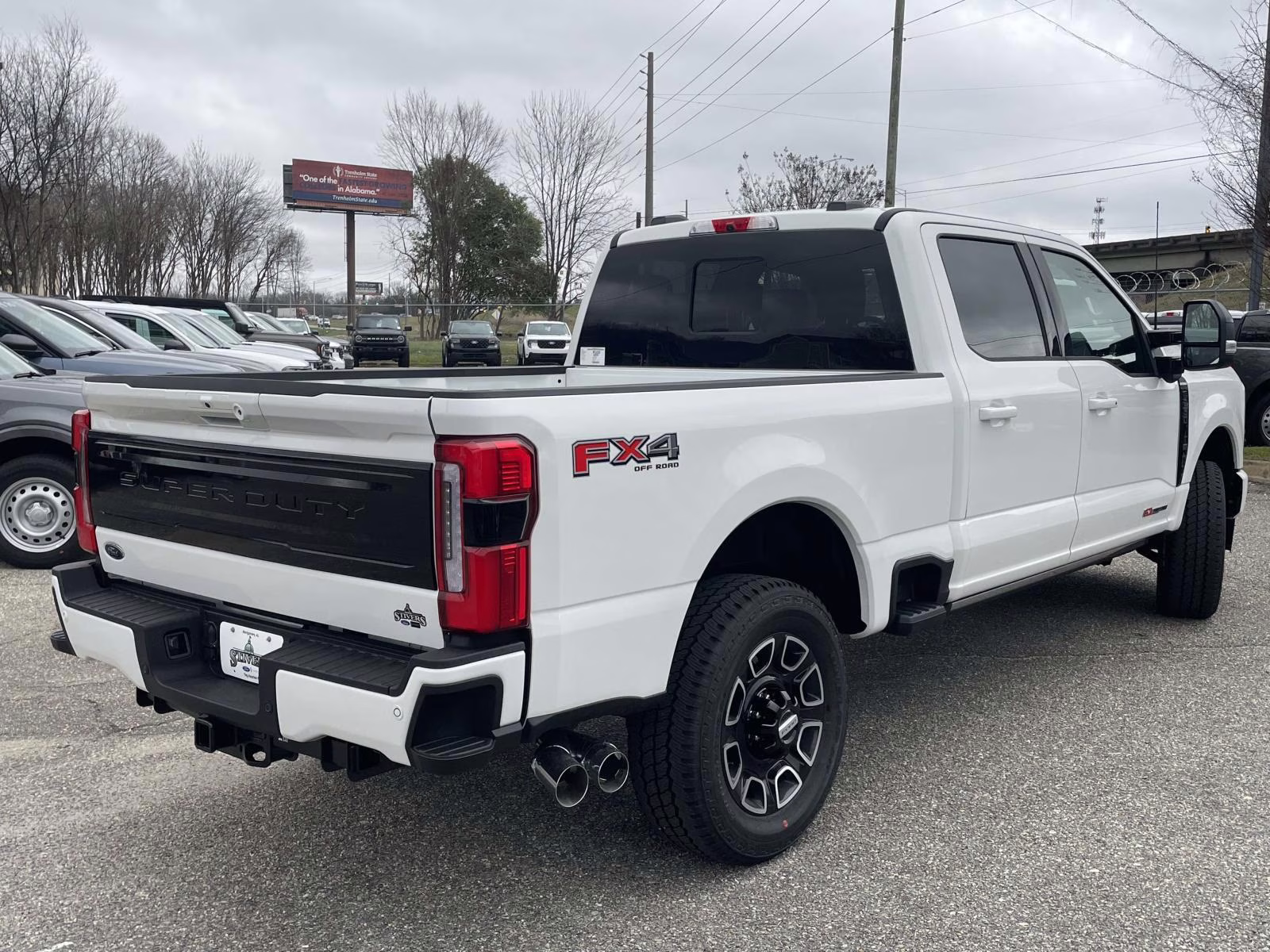 2026 Star White Metallic Tri-Coat Ford Super Duty F-250 SRW Platinum 4X4 Truck